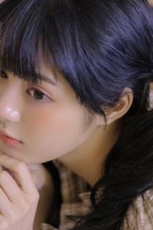 用舌头舔